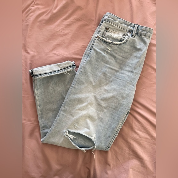 ZARA DISTRESSED BOYFRIEND JEANS - Picture 2 of 7